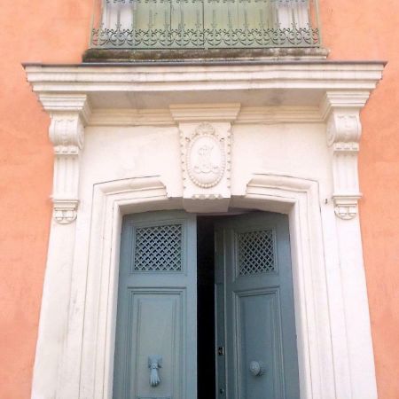 Aumes Sweet Home Chambre D'Hotes Exterior photo