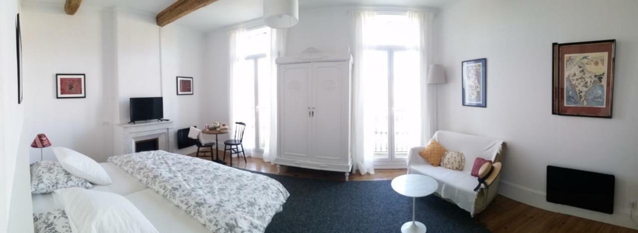 Aumes Sweet Home Chambre D'Hotes Exterior photo